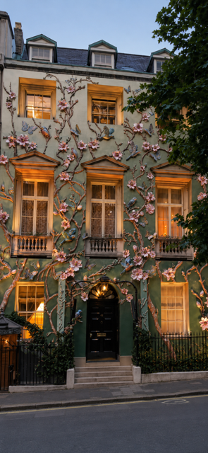 Annabel's Summer Party Facade Installation Multiple cherry pickers, traffic management and licensing support for another iconic Mayfair transformation