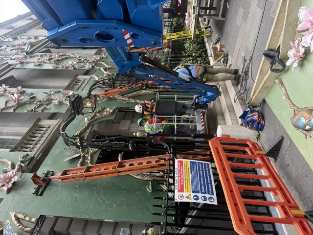 Annabel's Summer Party Facade Installation Multiple cherry pickers, traffic management and licensing support for another iconic Mayfair transformation